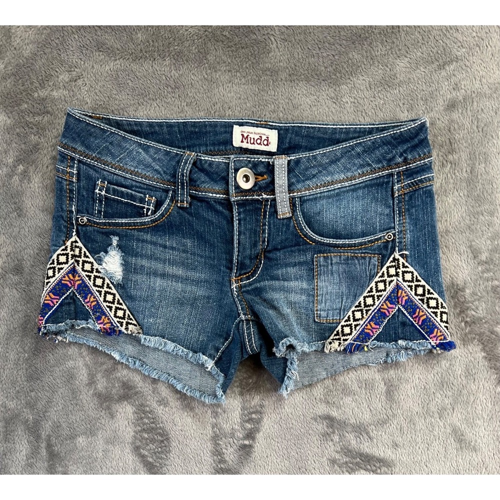 Mudd Jrs Y2K Low Rise Micro Mini Booty Shorts Sz 1 Festival Aztec Embroidered